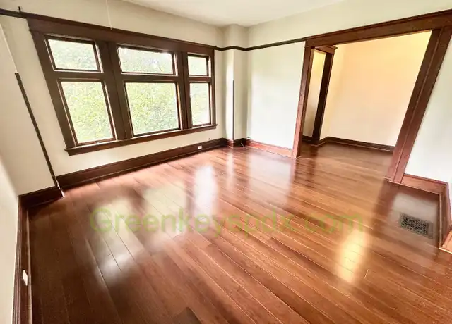 Property at 1538 SW Montgomery St, Portland, OR, 97201, 5 beds, 5 baths, [object Object]