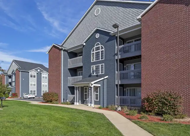 Property at 1601 E Florida Ave, Urbana, IL, 61802, 2 beds, 2 baths, [object Object]
