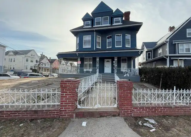Property at 300 1st Ave, Elizabeth, NJ, 07206, 3 beds, 1 bath, [object Object]