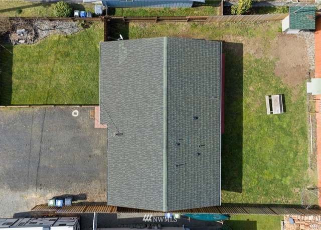 Photo of 920 Barnhard St, Shelton, WA 98584