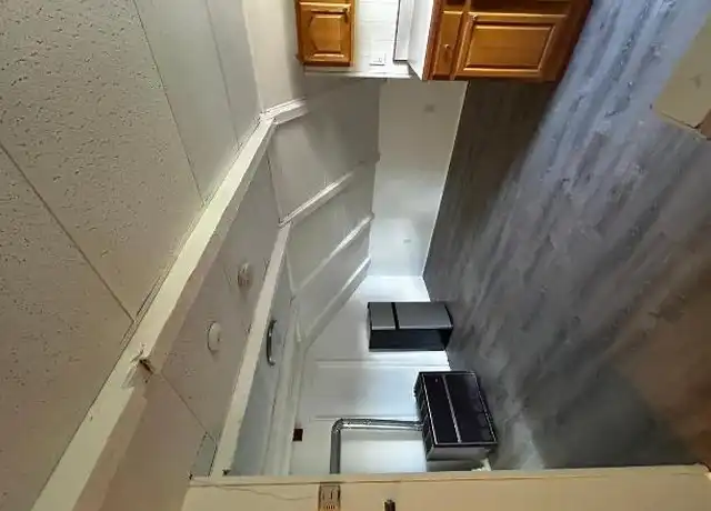 Property at 305 Stillwater Rd, Smithfield, RI, 02917, 1 bed, 1 bath, [object Object]
