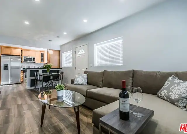 Property at 4407 Irvine Ave, Studio City, CA, 91602, 3 beds, 2 baths, [object Object]