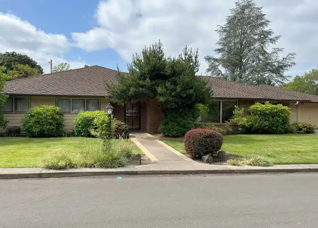Property at 7570 SW Fairmoor St, Portland, OR, 97225, 4 beds, 3 baths, [object Object]