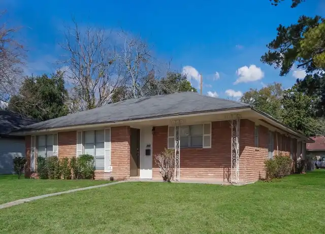 Property at 2902 Wuthering Heights Dr, Houston, TX, 77045, 3 beds, 2 baths, [object Object]