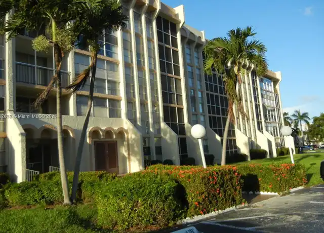 Property at 801 Three Islands Blvd #206, Hallandale Beach, FL, 33009, 1 bed, 1 bath, [object Object]