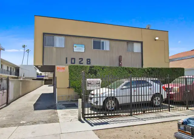 Property at 1028 W 95th St Unit 5, Los Angeles, CA, 90044, 2 beds, 1 bath, [object Object]