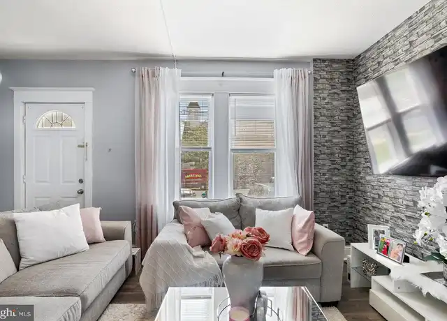 Property at 709 Mulberry St Unit 709, Trenton, NJ, 08638, 2 beds, 1 bath, [object Object]