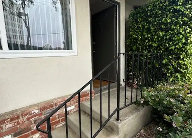 Property at 11621 Darlington Ave Unit 01, Los Angeles, CA, 90049, 0 beds, 1 bath, [object Object]