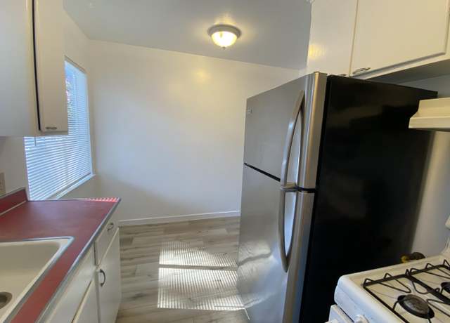 Photo of 556 El Camino Real Unit 2, Burlingame, CA 94010