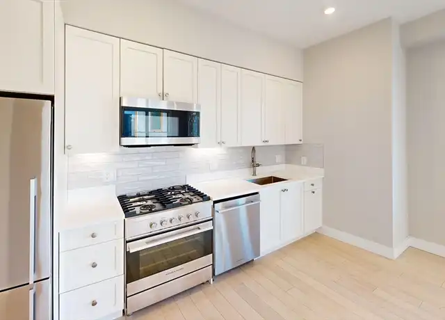 Property at 197 Green St Unit 207, Jamaica Plain, MA, 02130, 2 beds, 1 bath, [object Object]