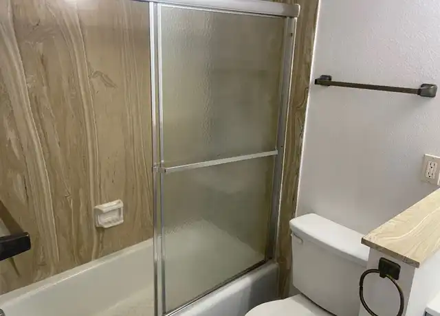 Property at 202 Quincy St NE Unit 5, Albuquerque, NM, 87108, 1 bed, 1 bath, [object Object]