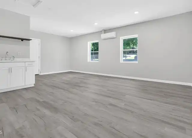 Property at 605 Kenion Rd, Hillsborough, NC, 27278, 1 bed, 1 bath, [object Object]