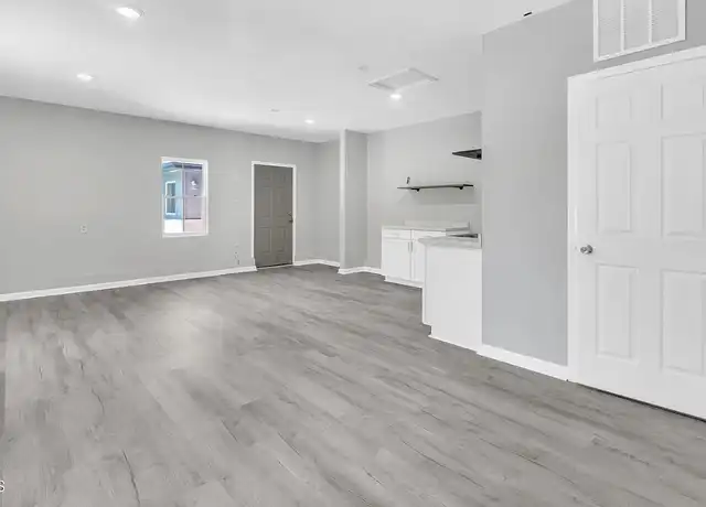 Property at 605 Kenion Rd, Hillsborough, NC, 27278, 1 bed, 1 bath, [object Object]