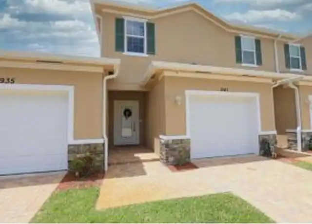 Property at 941 NE Trailside Run, Port Saint Lucie, FL, 34983, 2 beds, 2.5 baths, [object Object]