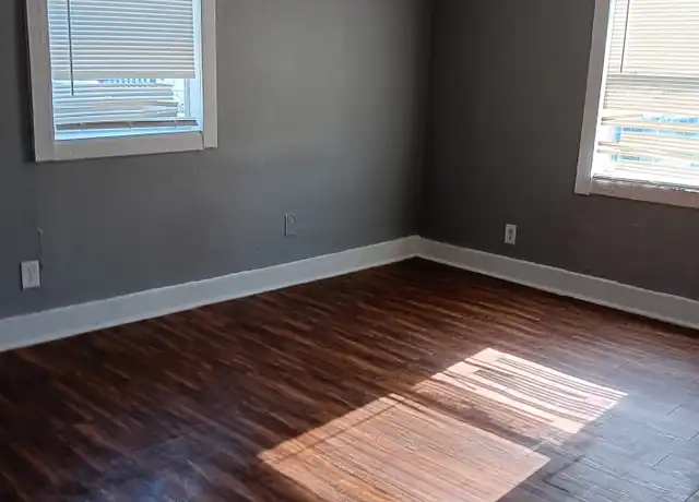 Property at 1214 Dalview Ave, Dallas, TX, 75203, 2 beds, 1 bath, [object Object]