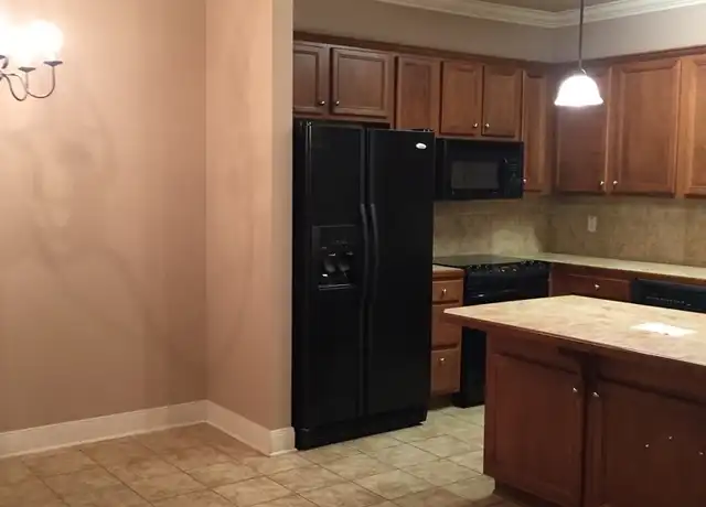 Property at 10600 Lakes Blvd #905, Baton Rouge, LA, 70810, 2 beds, 2.5 baths, [object Object]