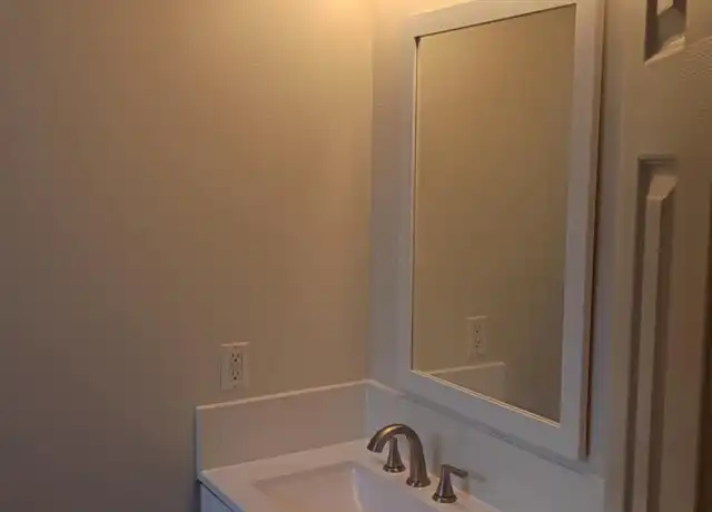 Property at 1760 N 400 E Unit 2, North Logan, UT, 84341, 1 bed, 1 bath, [object Object]