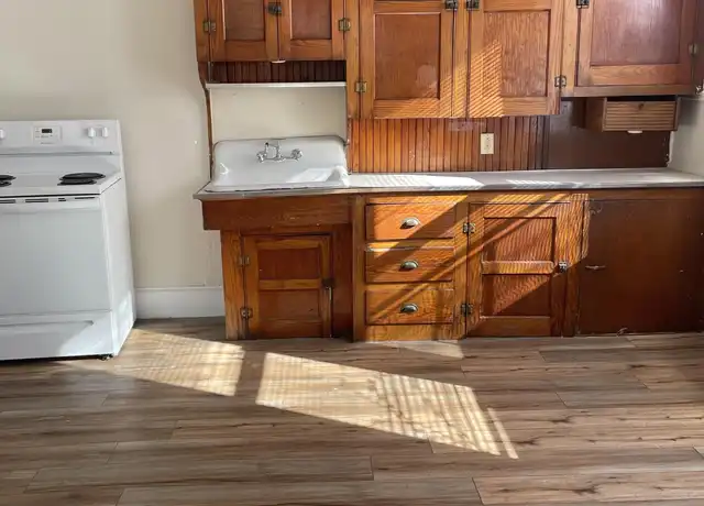 Property at 176 Pine St Unit 61 HOWARD, Lewiston, ME, 04240, 1 bed, 1 bath, [object Object]