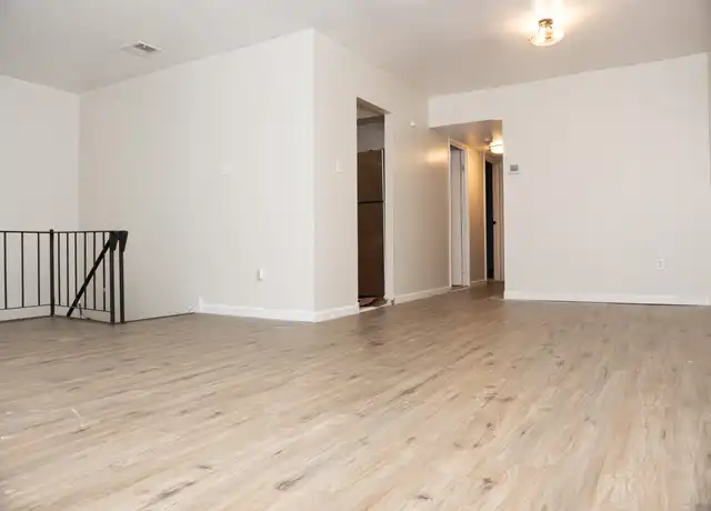 Property at 7203 Fowler St Apt B, Philadelphia, PA, 19128, 2 beds, 1 bath, [object Object]