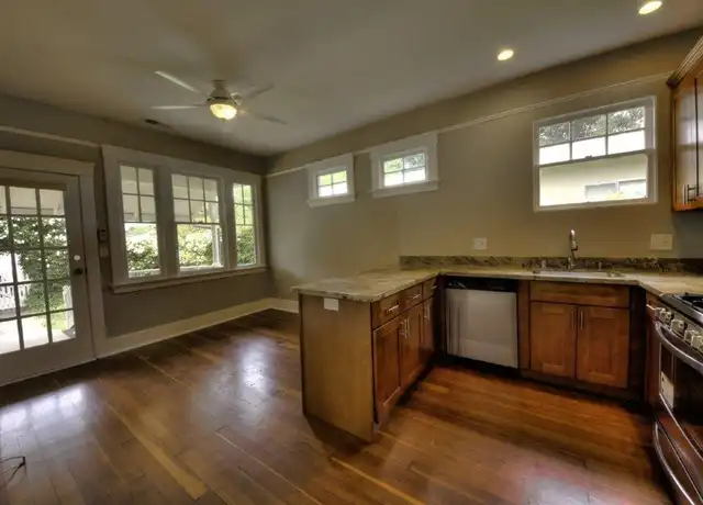 Property at 642 Palmer Ln, Menlo Park, CA, 94025, 3 beds, 1 bath, [object Object]