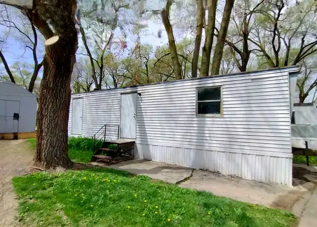 Property at Fort Wayne MHC - 5430 Old Maumee Rd, Fort Wayne, IN, 46803, 1-2 bed, 1 bath, [object Object]