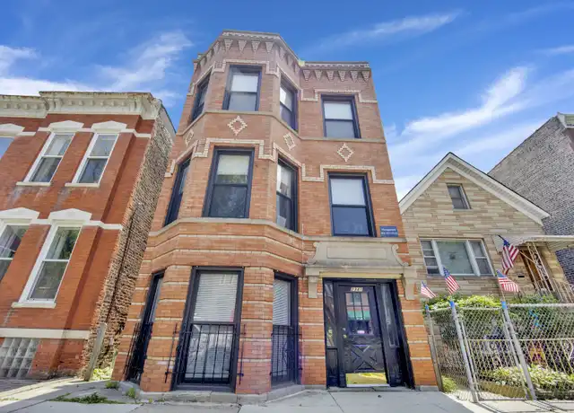 Property at 2341 W Charleston St Unit 2R, Chicago, IL, 60647, 2 beds, 1 bath, [object Object]
