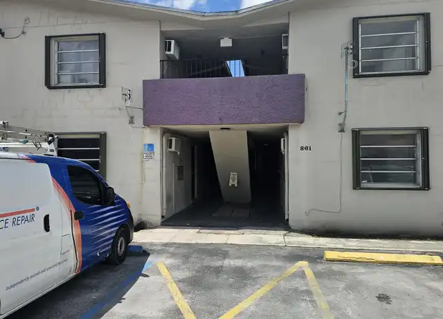 Property at 861 E 41st St Unit 1, Hialeah, FL, 33013, 2 beds, 1 bath, [object Object]