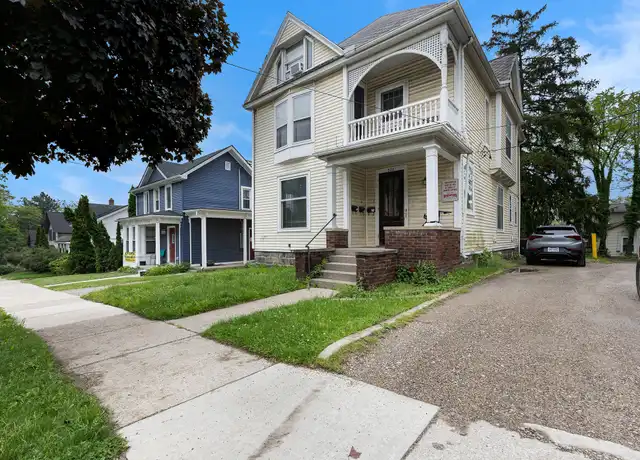 Property at 528 S 5th Ave Unit 2, Ann Arbor, MI, 48104, 2 beds, 1 bath, [object Object]