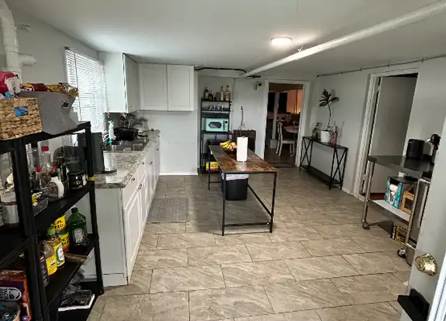 Property at 330 Stafford Ave, Scranton, PA, 18505, 1 bed, 1 bath, [object Object]