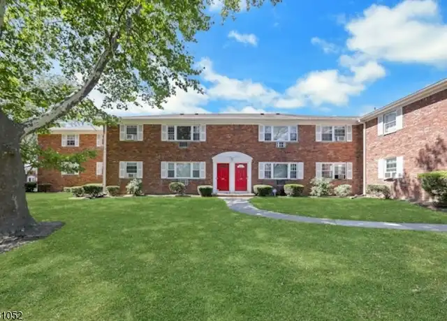 Property at 1285B Valley Rd, Wayne, NJ, 07470, 1 bed, 1 bath, [object Object]