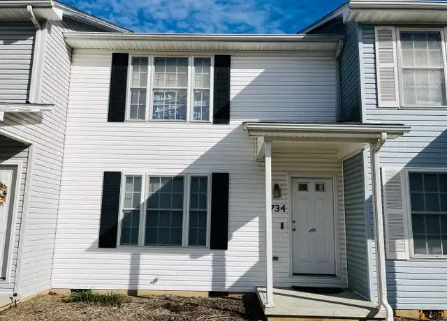 Property at 734 Park St, Christiansburg, VA, 24073, 2 beds, 2.5 baths, [object Object]