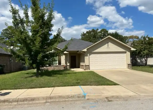 Property at 5852 Grace Ave, Tyler, TX, 75707, 3 beds, 2 baths, [object Object]