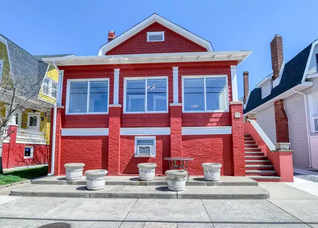 Property at 31 S Bartram Ave, Atlantic City, NJ, 08401, 6 beds, 3.5 baths, [object Object]