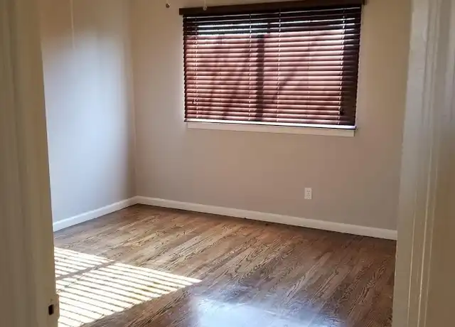 Property at 4004 Duck Rd Unit B, Grandview, MO, 64030, 2 beds, 1.5 baths, [object Object]
