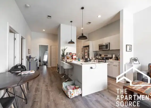 Property at 2247 W Lawrence Ave, Chicago, IL, 60625, 3 beds, 2 baths, [object Object]