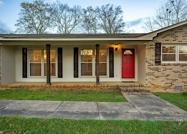 Property at 2802 Evans Dr, Dothan, AL, 36303, 3 beds, 2 baths, [object Object]