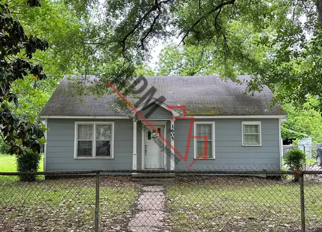 Property at 1605 Filhiol Ave, Monroe, LA, 71203, 2 beds, 1 bath, [object Object]