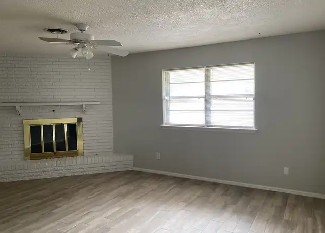 Property at 625 SW 68th St, Oklahoma City, OK, 73139, 3 beds, 2 baths, [object Object]