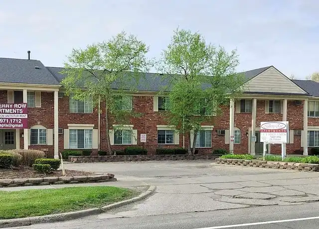 Property at Mulberry row apartments - 2716 Packard St, Ann Arbor, MI, 48108, 1-2 bed, 1 bath, [object Object]