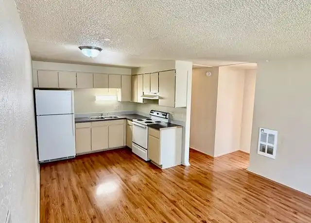 Property at 2124 Arthur St Unit 15, Klamath Falls, OR, 97603, 2 beds, 1 bath, [object Object]