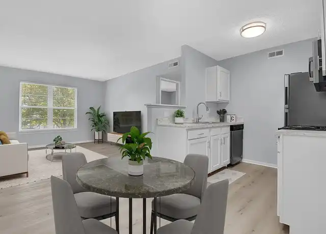 Property at Fountain Place - 833 Misty Hollow Ln, Columbus, OH, 43228, 1 bed, 1 bath, [object Object]