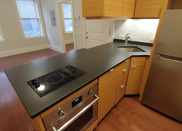 Property at 98 Myrtle St Unit 7, Boston, MA, 02114, 1 bed, 1 bath, [object Object]