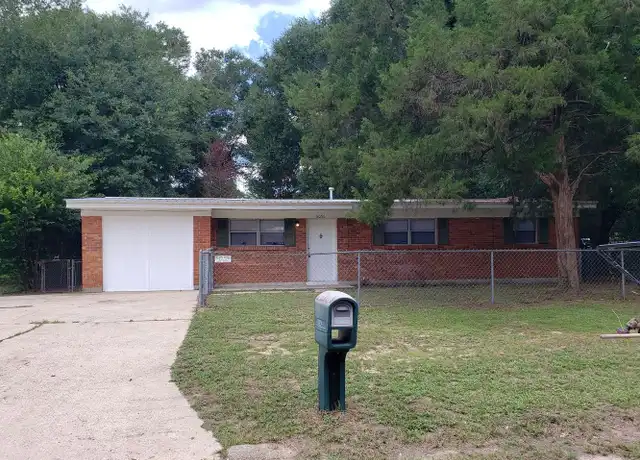 Property at 6056 Judy Dr, Milton, FL, 32570, 3 beds, 1 bath, [object Object]