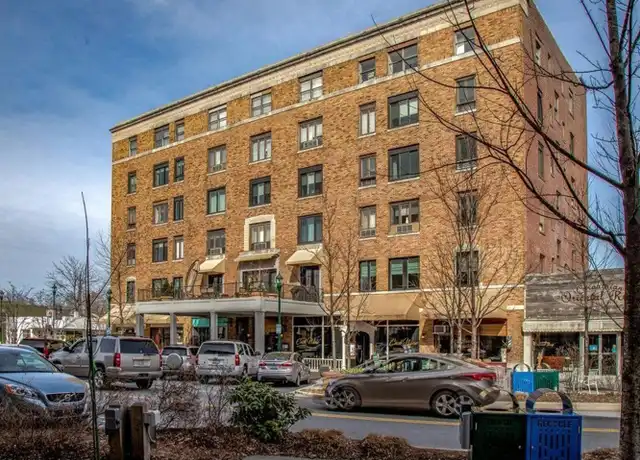 Property at 538 N Main St, Hendersonville, NC, 28792, 1 bed, 1 bath, [object Object]