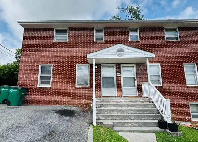 Property at 555 Quesenberry St Unit 6, Christiansburg, VA, 24073, 2 beds, 2 baths, [object Object]