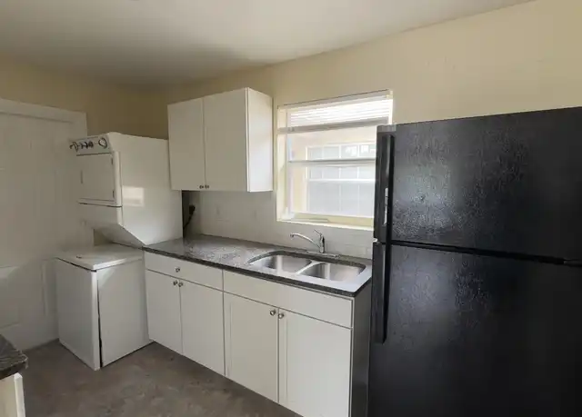 Property at 1244 W 36th St Unit 2, West Palm Beach, FL, 33404, 2 beds, 1 bath, [object Object]