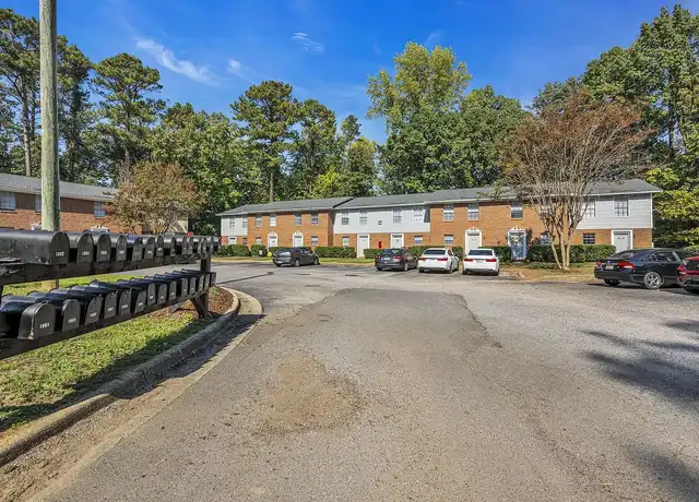 Property at Aspen Village Apartment Homes - 2201 48th St E, Tuscaloosa, AL, 35405, 1 bed, 1 bath, [object Object]