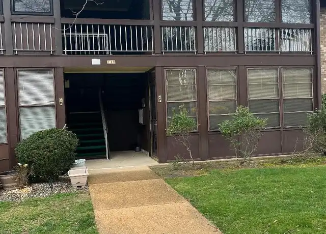 Property at 118 Amberly Dr Unit F, Manalapan, NJ, 07726, 2 beds, 1 bath, [object Object]