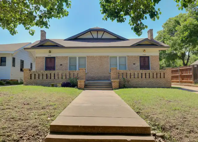 Property at 1904 Clover Ln, Fort Worth, TX, 76107, 1 bed, 1 bath, [object Object]