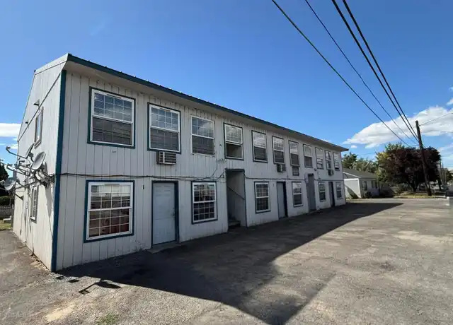 Property at 1101 Willow St Unit 02, Yakima, WA, 98902, 2 beds, 1 bath, [object Object]